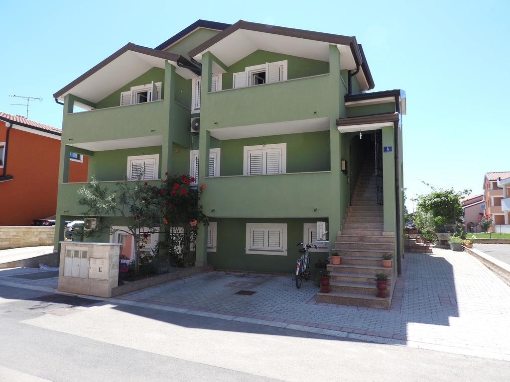 Zajim Apartment Умаг Екстер'єр фото